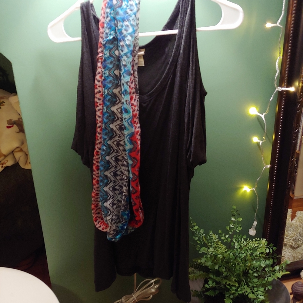 Neon Soul Gray Shoulderless Shirt